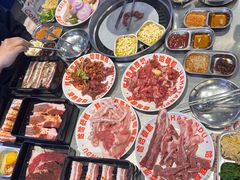 -哈哈碳都·牛肋条无限自助烤肉(台江万达店)