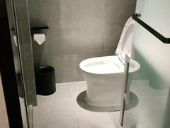 -IU酒店(广州白云站百信广场店)