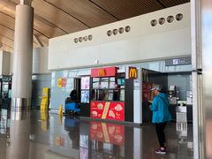 -麦当劳(鄂尔多斯机场店)