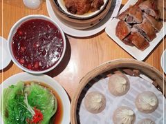 -诚铭记·虾仁汤包·成都小吃(融创店)