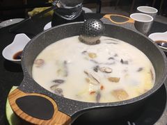 -煲宫猪肚鸡(昆山金鹰国际购物中心店)