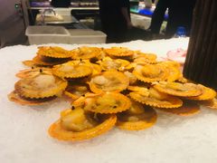 扇贝-诱货海鲜自助火锅(爱琴海购物公园东百店)