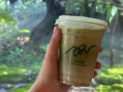 -Chom Cafe and Restaurant