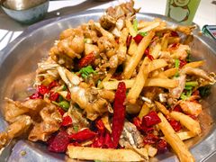 干锅牛蛙-馋嘴蛙火锅