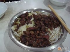 牛肉粉加肉加筋-花溪王记牛肉粉(四季花溪商场店)