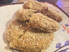 -毛辣果·贵州红酸汤牛肉火锅(西单店)