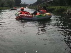 -仙山谷激浪漂流