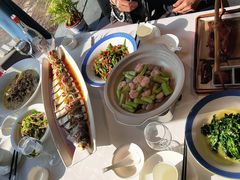 -香山湖家家宴(中山陵店)