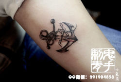 -鬼手纹身小鬼店