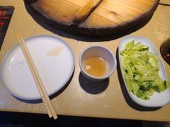 -万里闯关东铁锅炖菜馆(高新旗舰店)