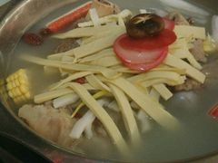 -川中故事·成都老火锅(东书房店)