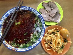 -吾穆勒蓬灰牛肉面·清真(北滨河中路店)