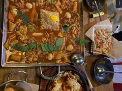 牛肉火山炒年糕-包装马车·韩国料理·포장마차