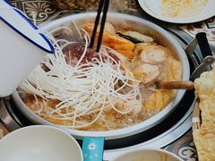 -顶上头·螺蛳火锅(五一新村店)