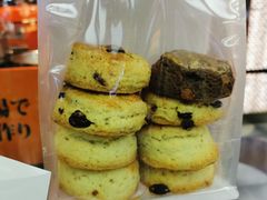 -SKROLL卡特司库·蛋糕定制·生吐司·司康(古北程家桥店)