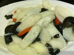 山药黑木耳-亢龙太子酒轩(东湖店)