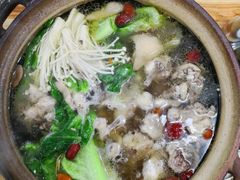 -威邵鸡煲(西华路总店)
