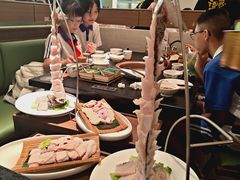 -得意咚瓜·顺德鱼生·冬瓜火锅(深圳首店)