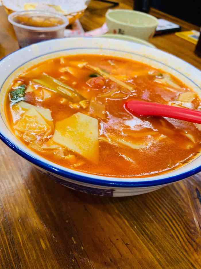 山陕面馆(宝丰一路店)-"疫情期间武汉的餐饮行业真的是受创严重,要.