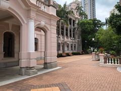 -香港大学