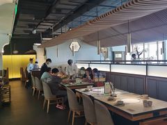-左庭右院鲜牛肉火锅(浦江欢乐颂店)