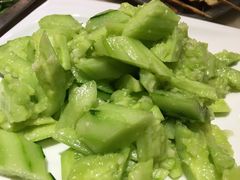 -胖太太四川麻辣排骨串(镇江路分店)