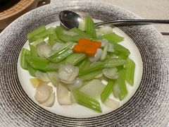 -维园悦谱·海派家常菜(乌鲁木齐南路店)
