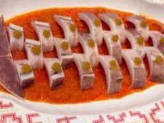 独蒜红油大管鱿鱼-世博源公馆·本帮融合菜·主题包厢·江景餐厅