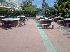 -墨脱石锅椰子鸡•香草鸭•东山羊(大东海店)