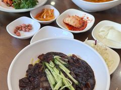 -贵宾庄炸酱面·韩式料理(高区店)