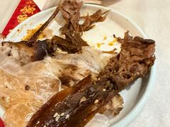 -老鼎万春卤菜(五代传承创始老店)