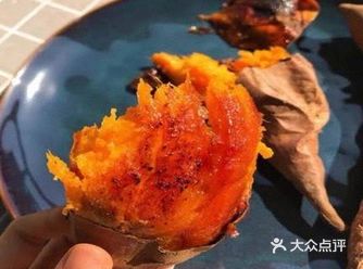 水果捞在昆明文理学院有一家优果百味水果捞，他家主打水
