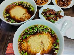 红汤面底-裕兴记•蟹黄面馆(人民广场店)
