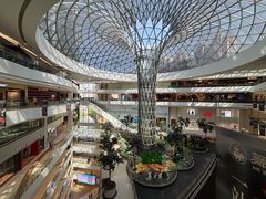 -LuOne凯德晶萃广场(徐家汇路店)