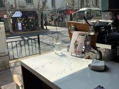 -Onirii Coffee(长乐路店)