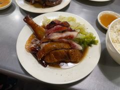 -华香鹅快餐店