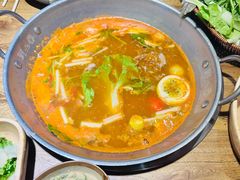-野山舂·贵州现舂酸汤牛肉(东山店)