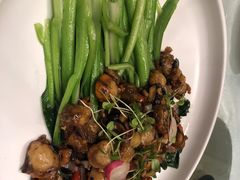 鲮鱼全贝烧菜心-大铁勺新津菜(东丽阳光新业广场店)