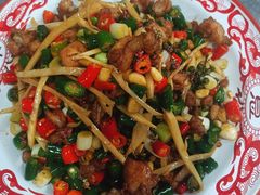 -嫩芽 ·地道重庆菜(十八梯露台夜景店)