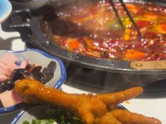 -爱你您·自家鱼塘·活水喷泉鱼火锅(八里店)