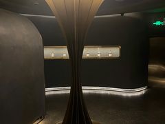 -Hi City·城市之巅