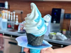 抱抱冰川冰淇淋-抱抱地球咖啡馆(国家海洋博物馆店)