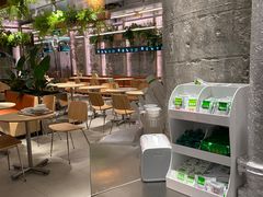 -老乡鸡(上海白玉兰广场店)