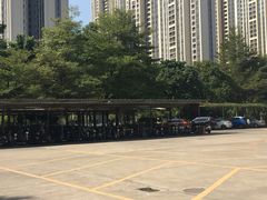 停车场-东豪园林海鲜酒家(南港路辅路店)