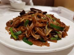 干炒牛河-稻香酒家·34年老字号·港式粤菜(汉街店)