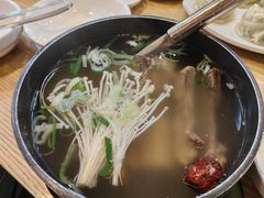 牛骨头汤-江南面屋(明洞店)