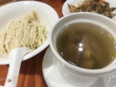 牛展汤面-鼎泰丰(新港中心店)