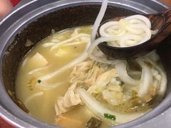 -周鱼小馆石锅酸菜鱼(活力汇店)