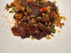 白辣椒炒腊牛肉-凤凰湘语(浦东旗舰店)