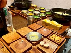 -银米·云南传统过桥米线(双廊黑金冠店)